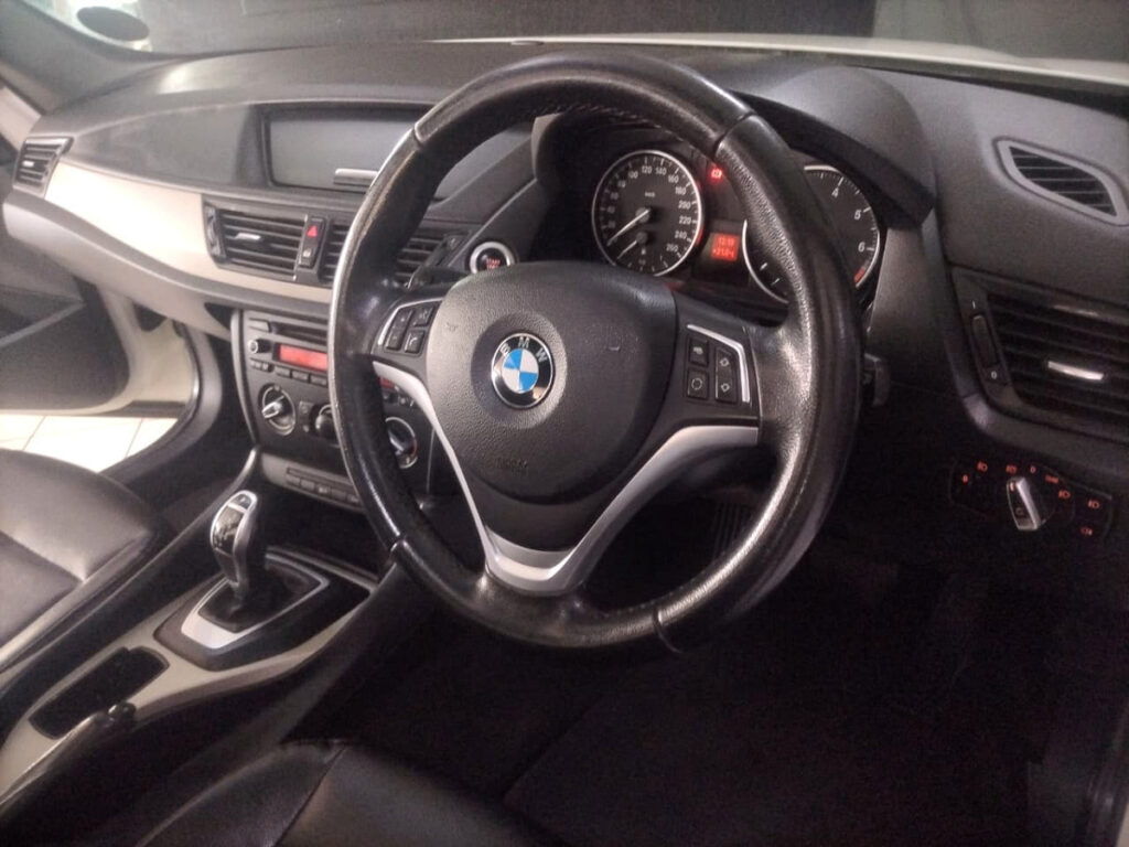 #BARGAIN + SUNROOF!!! | 2014 BMW X1 sDRIVE20i xLINE STEPTRONIC | id: 229614
