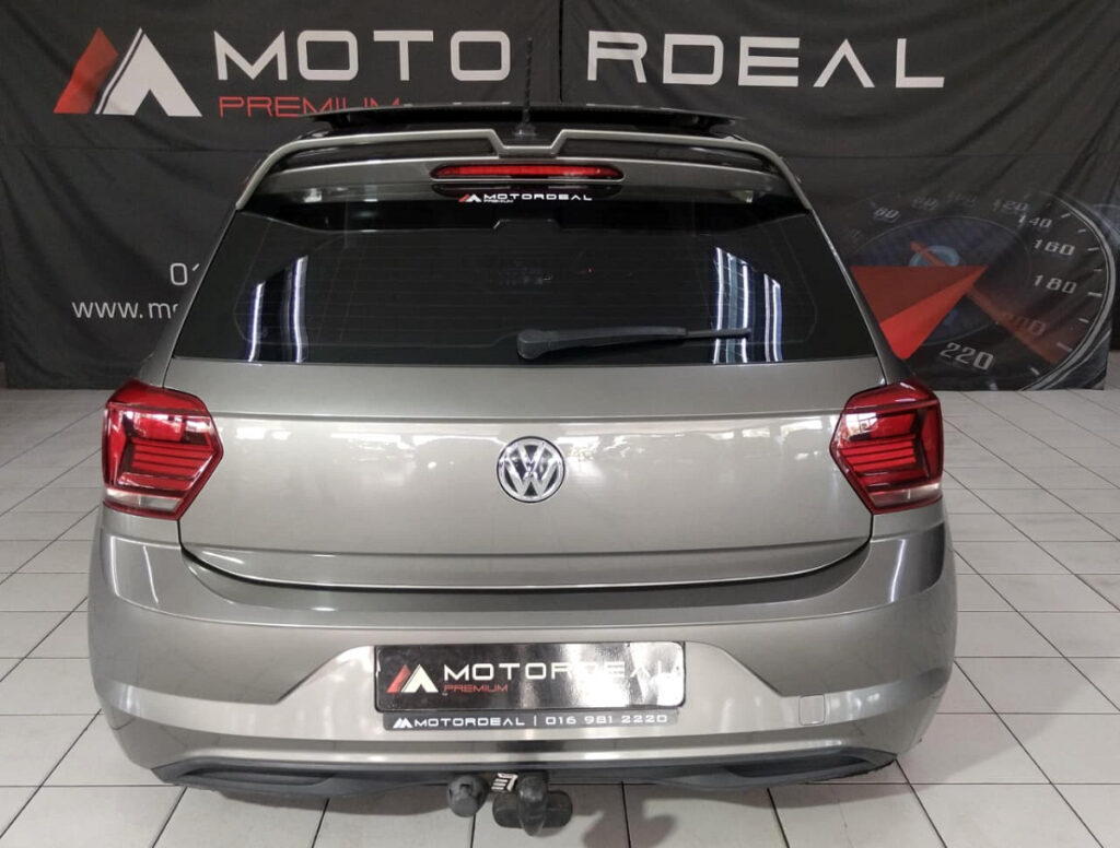 SUNROOF+BODYKIT+DROPPED | 2018 VOLKSWAGEN POLO 1.0 COMFORTLINE | id: 505731