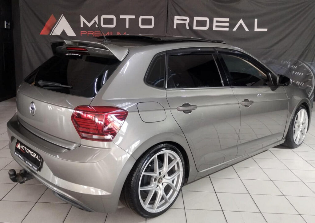 SUNROOF+BODYKIT+DROPPED | 2018 VOLKSWAGEN POLO 1.0 COMFORTLINE | id: 505731