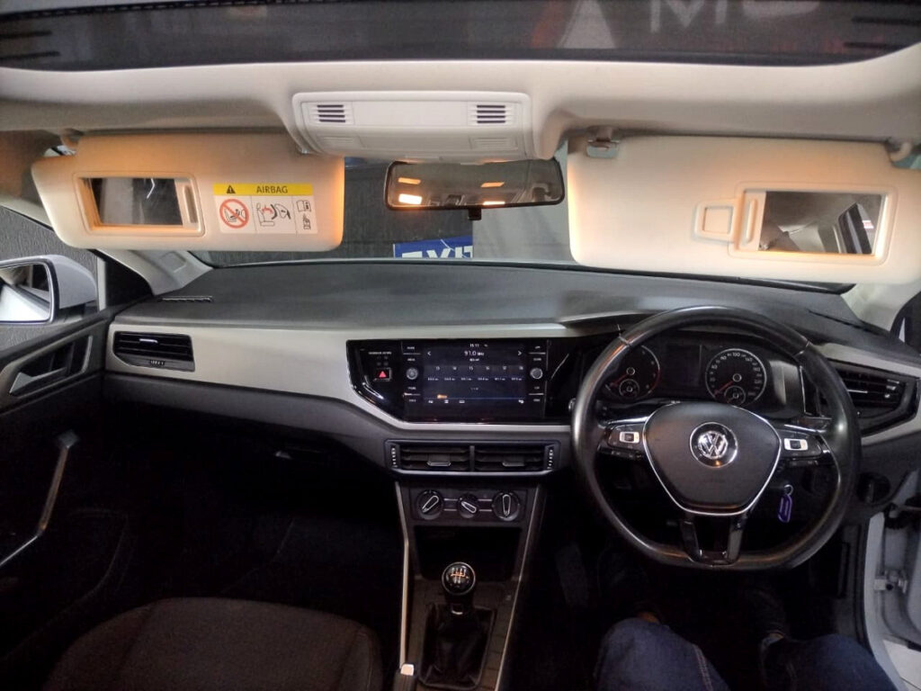 R-LINE BARGAIN +SUNROOF!!! | 2020 VOLKSWAGEN POLO 1.0 COMFORTLINE | id: 608048