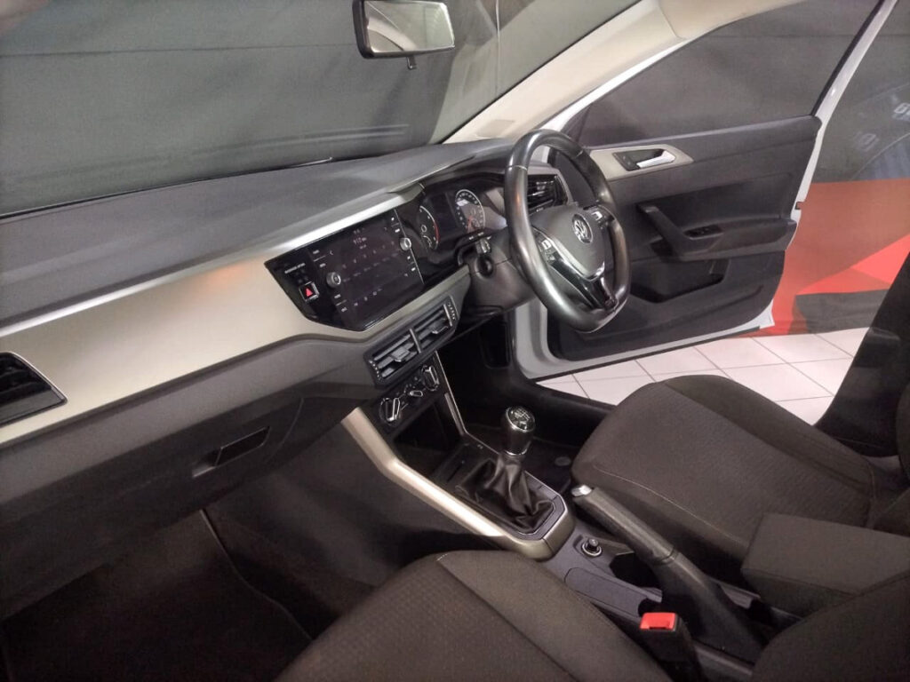 R-LINE BARGAIN +SUNROOF!!! | 2020 VOLKSWAGEN POLO 1.0 COMFORTLINE | id: 608048