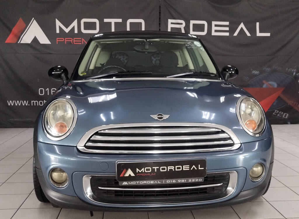 #SNAZZY COOPER!!! #SMART COLOUR!!! | 2011 MINI HATCH COOPER | id: 616130